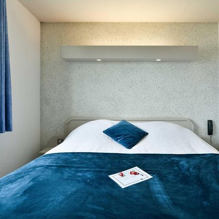 Logis Hotel & Restaurant Ludik 베르주라크 외부 사진