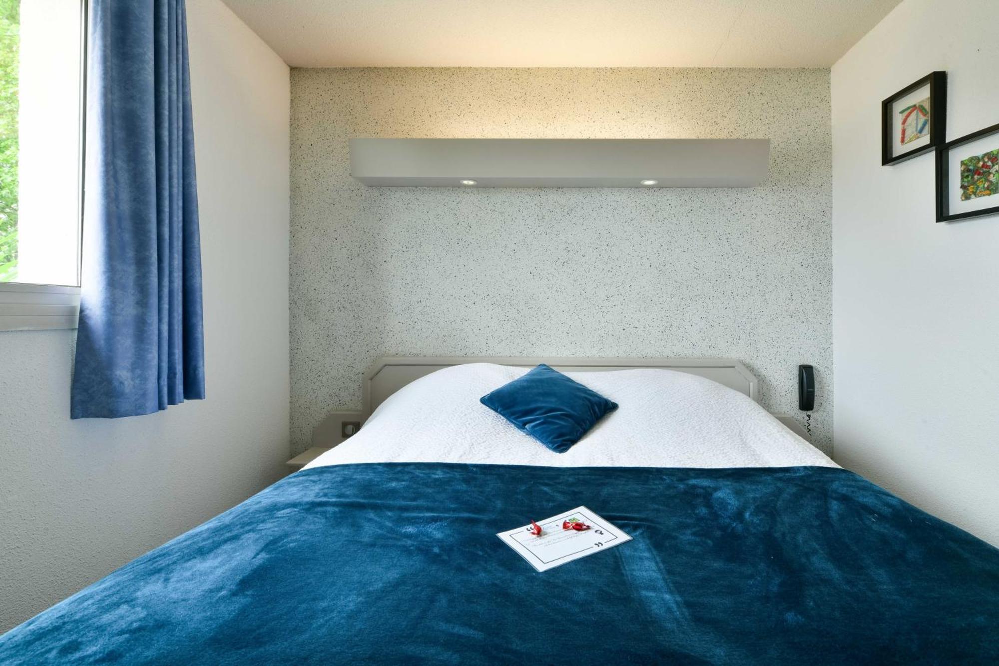 Logis Hotel & Restaurant Ludik 베르주라크 외부 사진
